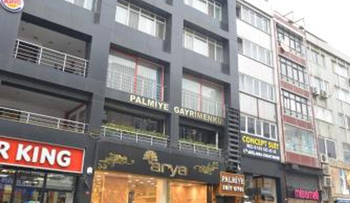 Palmiye Suit