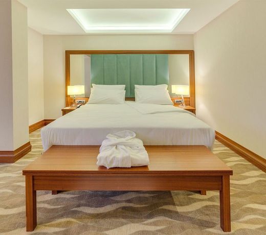 Lamec Hotel Business