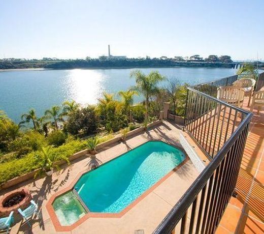 CARLSBAD VACATION RENTAL RETREAT