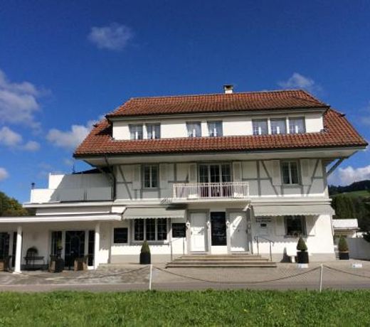 Landcafe mit Mini Hotel