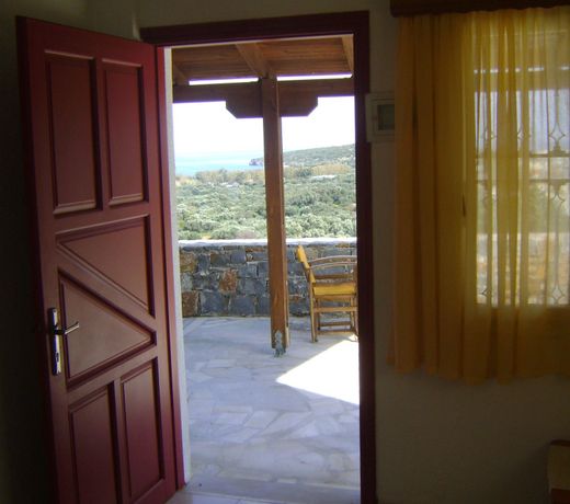Kavousanos Apartments