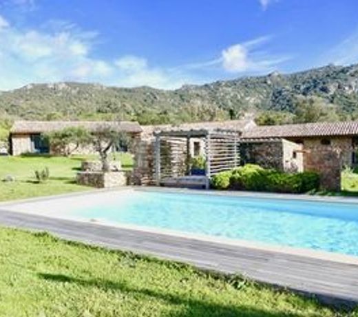 Domaine Pozzo di Mastri et Spa