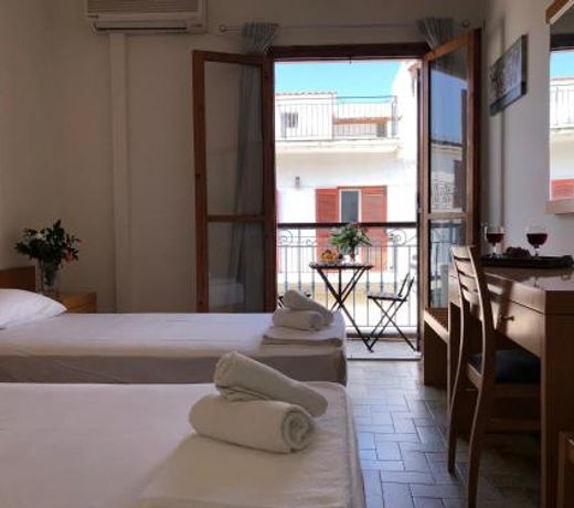 Main Guest House Skiathos