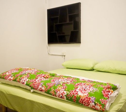 T-Life Hostel