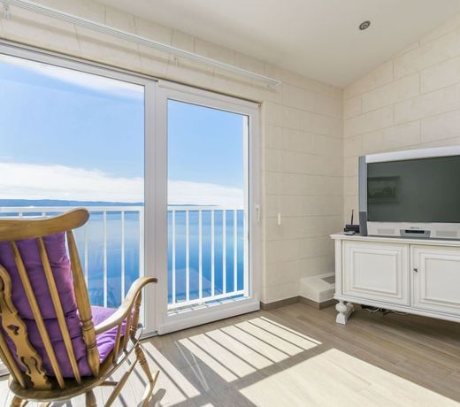 Nemira Sunny Apartments