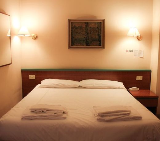 Hotel Center 3