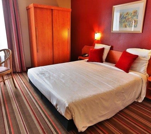 BEST WESTERN LEONARDO CHARLEROI
