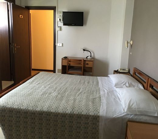 Hotel Plutone