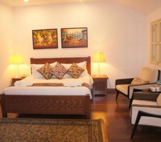 Heeren Palm Suites
