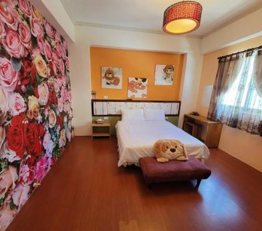 Strawberry Milk B&B