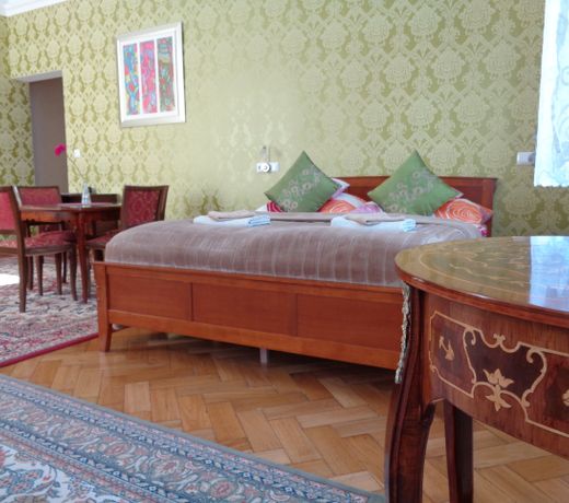 Budapest Guest Rooms Suites with Kitchenette