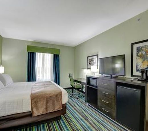 Holiday Inn Express Carrizo Springs