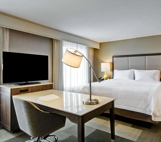 Hampton Inn & Suites by Hilton Saskatoon Airport