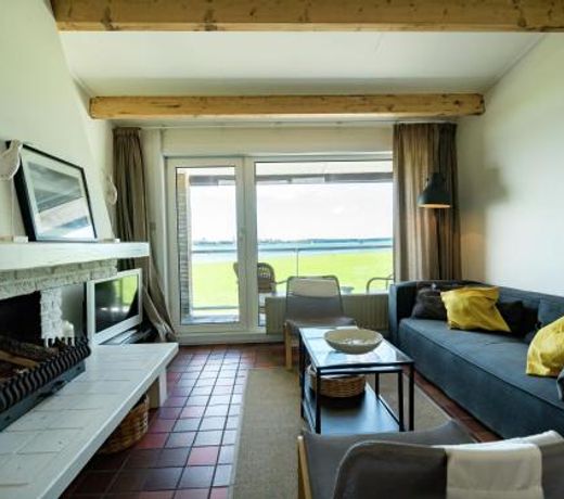 Gorgeous Holiday Home on the Beach in Kamperland
