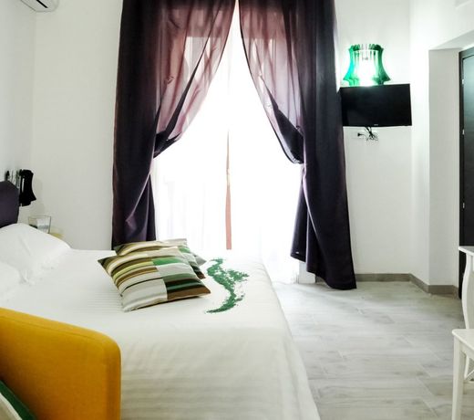 Etna Suite Group