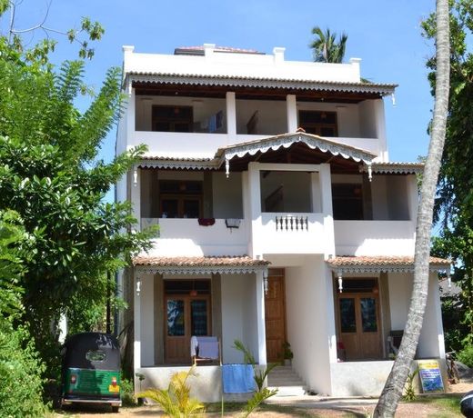 Hotel Dreams Lanka