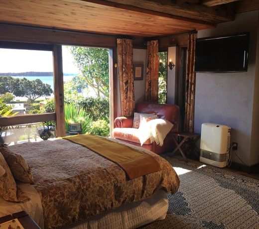 Matua Lodge