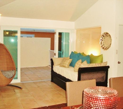 Real Beach Front Luxury Penthouse Villa