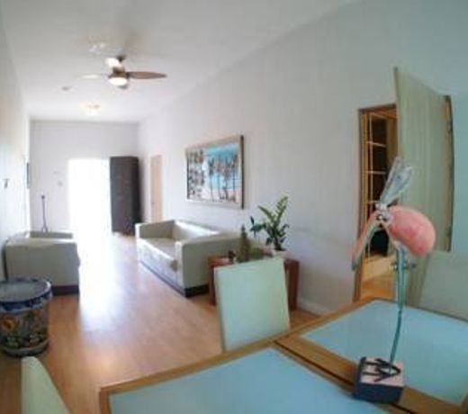 SUITES AT 413