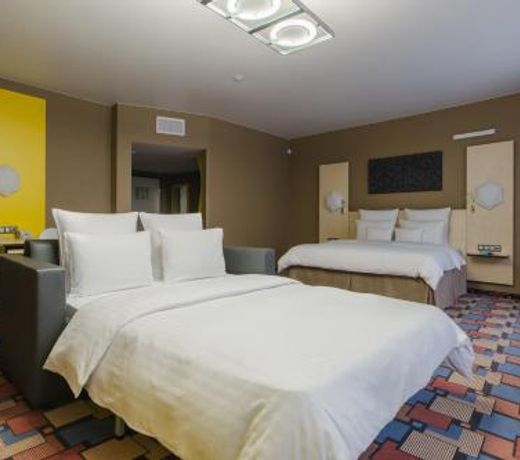 Dom Hotel NEO