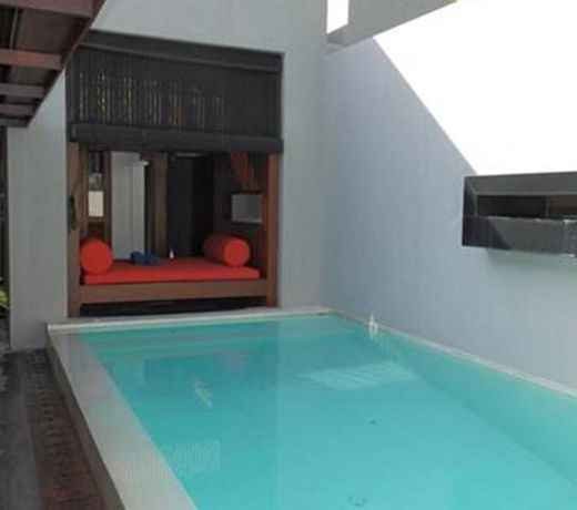 Pao Jin Poon Beach Front Villa