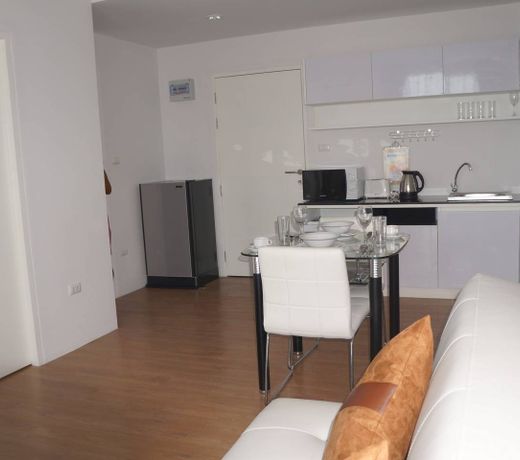 1 Bedroom Apprtment in The Bell Condo