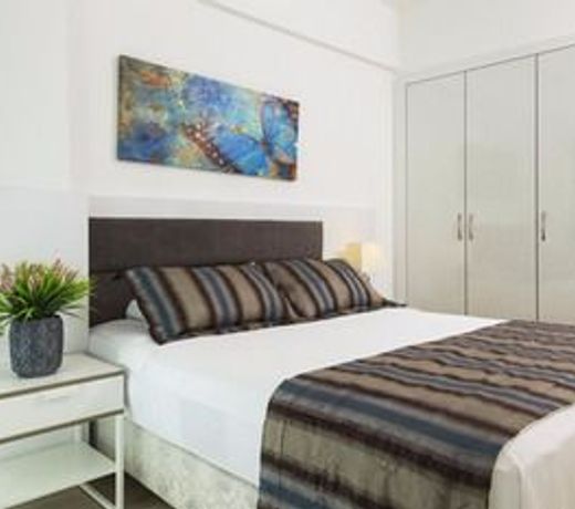 Sun Suit Hotel