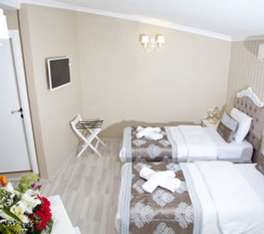 Kadi Konagi Thermal Hotel
