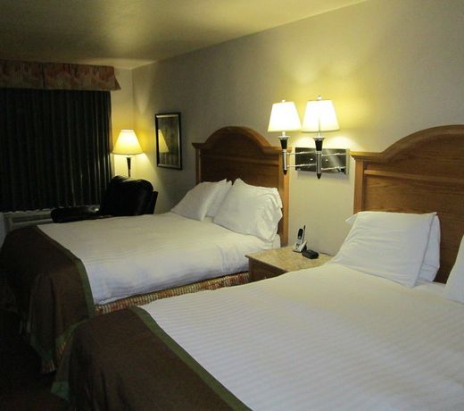 Woodland Inn