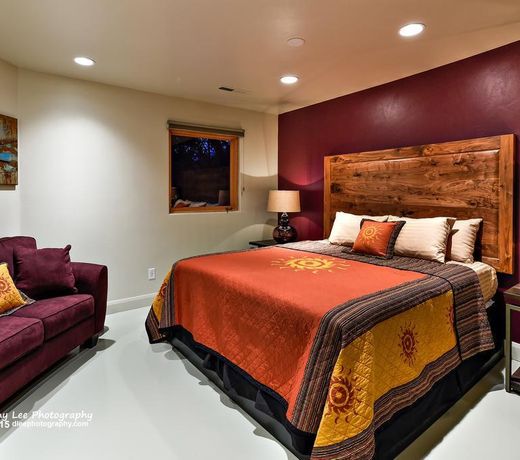 Phoenix House B&B