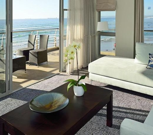 Lagoon Beach Hotel & Spa