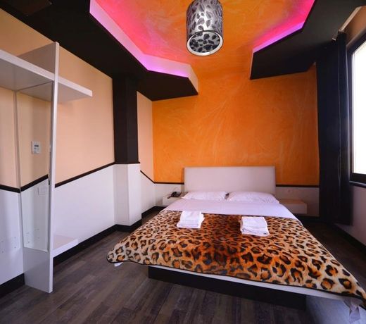 Hotel Lotus