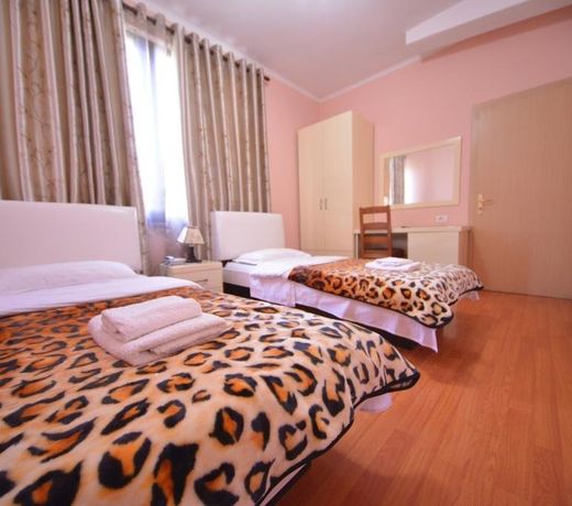 Hotel Lotus