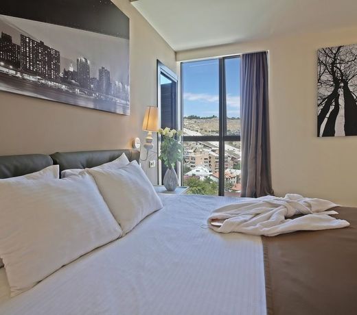 Opera Suite Hotel