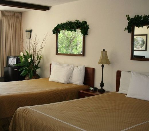 Statue Road Inn