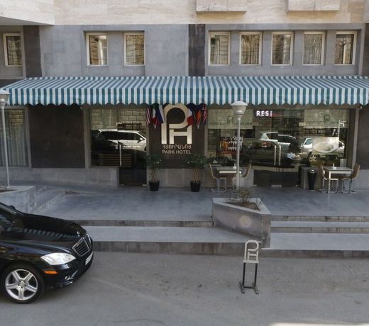 Park Hotel