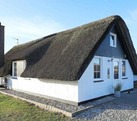 8 person holiday home in Ringk bing