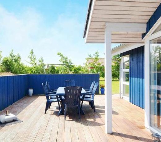 Three-Bedroom Holiday home in Hemmet 52