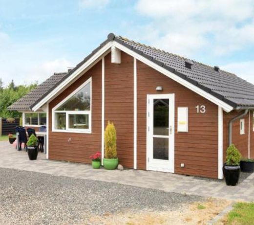 Three-Bedroom Holiday home in Hemmet 55