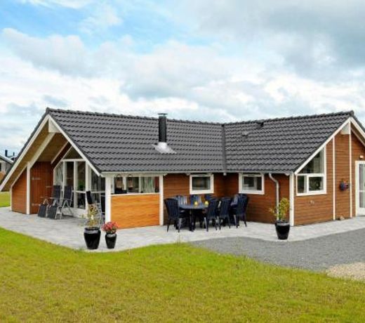 Three-Bedroom Holiday home in Hemmet 55