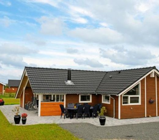 Three-Bedroom Holiday home in Hemmet 55