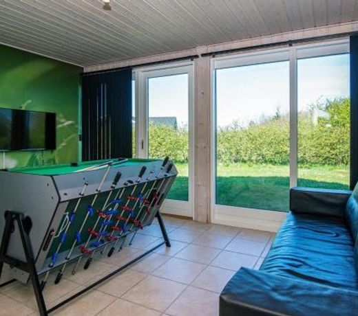 6 person holiday home in Tarm