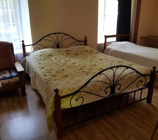 Tamari Guest House