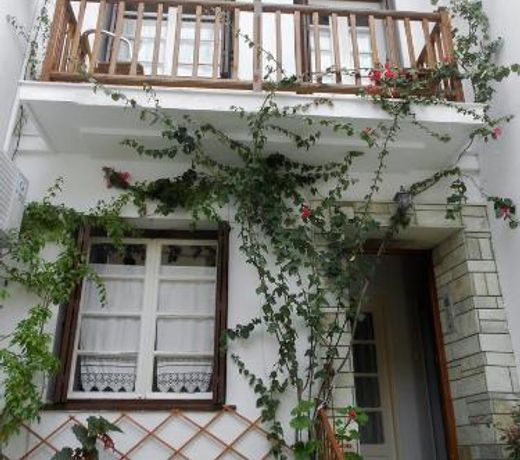 Aggela Guesthouse
