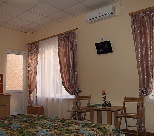 Kryim Hotel
