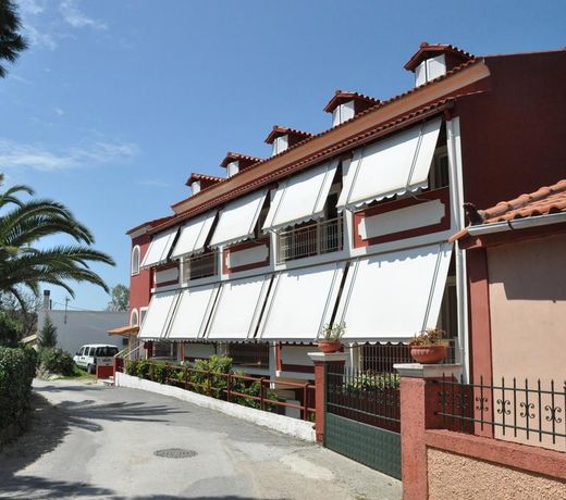 Koskinas Apartments