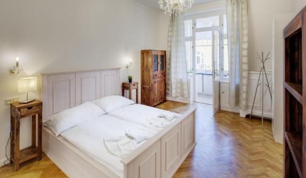 V Kolkovne Old Town Apartment