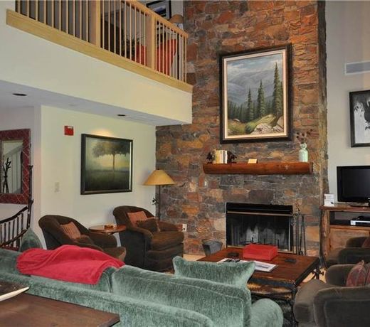 Cody House by JHRL