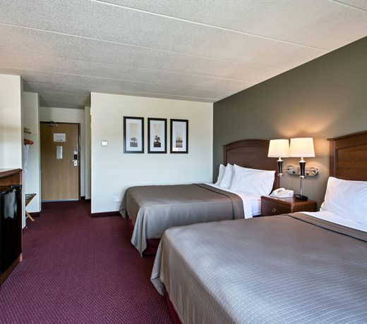 AmericInn by Wyndham Iowa Falls