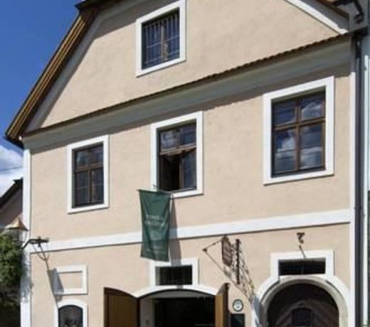 GÄSTEHAUS & APPARTEMENTS LEHENSTEINER WACHAU